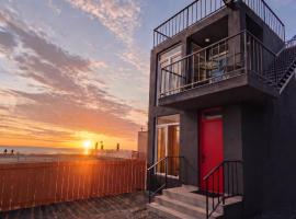 Trio Villas Retreat, hotell sihtkohas Grigoleti