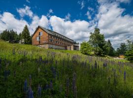 Hotel Churáňov, hotel din Stachy