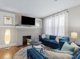 4BR Near Forest Park Zoo & Missouri Botanical Garden | Free Parking | STL