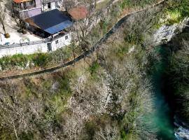 Martvili canyon cottage: Martvili şehrinde bir otel