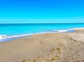 Private Beach Resort Condo, Hutchinson Island, FL
