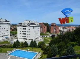 Apartamento con vistas y piscina