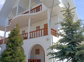 Casa Blanca Guest House