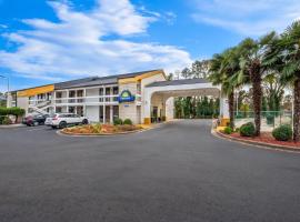 Days Inn by Wyndham Raleigh Midtown, hotelli kohteessa Raleigh