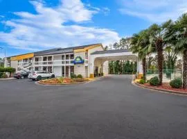 Days Inn by Wyndham Raleigh Midtown