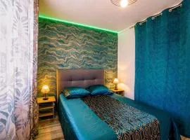 L'Escale Azura 1bedroom Wi-Fi 100 m Beach Port