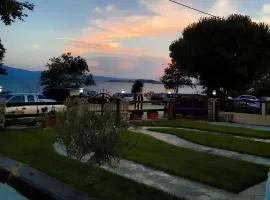 Studios Liotrivi Ouranoupolis