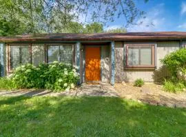 4 Mi to U-M Campus! Quiet Family Home w/ Yard