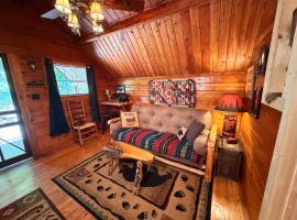 Big Bear Log cabin, hotel v destinácii Cosby