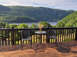 Roligheten hytte, hotel di Farsund