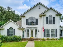 Quiet Countryside Home, 5 Mi to Lake Arlington!