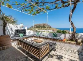 4 Bedroom Villa with Sea View and Acropolis View
