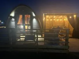 Dolafon Luxury Glamping Pod 7 With Hot Tub