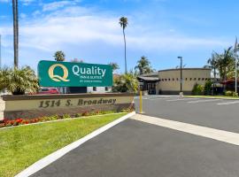 Quality Inn & Suites Santa Maria, hotel en Santa Maria
