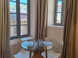 T2 rénové - Vue Château La Bâtie - Centre Vienne