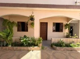 casa de praia check in Aparti de 13 hrs checkout ate 11 hrs