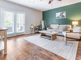 Landing Stunning 3BD Gym Pool