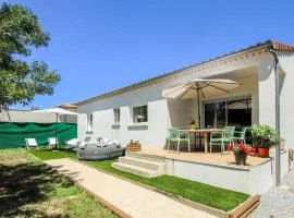 Awesome Home In St Etienne De Fontbell With Wifi