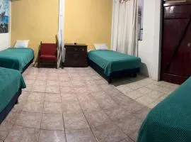 Hostal Puerto Ayora