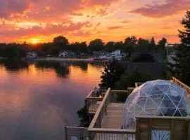 Tramonto Paradise on the Lake Hot Tub Pet Friendly