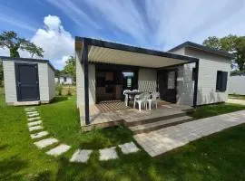 Chalet Confortable avec Clim et Parc / 2 Chambres - FR-1-783-50