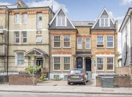 Stylish 2bdr Apartment East Croydon Gatwick Sleeps 6