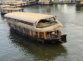 Aagaman house boats