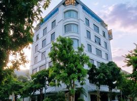 Golden Thai binh Hotel, hotel in Thái Bình