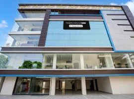 Super Townhouse Oak ISBT Bus Terminal Dehradun Formerly Hotel Himalayan