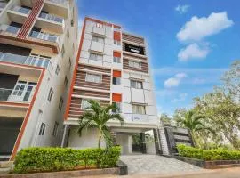 Super Townhouse Financial District Gachibowli Formerly Srinika Inn