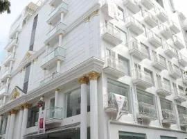 Hotel Narenn HITEC CITY