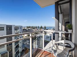 Ocean View Beach Escape - Top Floor Apartments, Mt Maunganui Base, Hotel in Mount Maunganui