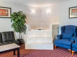 Quality Inn & Suites Gibsonia - Pittsburgh North