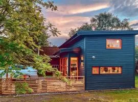 2 Bedroom Lovely Home In Frillesås