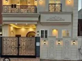 ali home