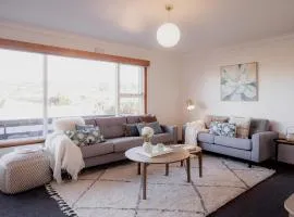 Classic Beauty by The Bay - family firepit retreat
