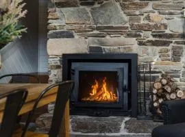 Cedar and Stone - Daylesford Region