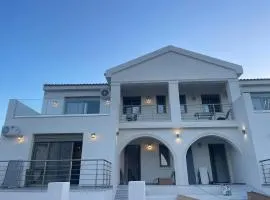 ELENI & MEMAS Luxury Apartments Kefalonia