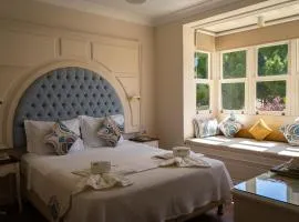 Salbakos Herakleia Hotel