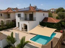 Kourion Family Villa with Pool and Panoramic Sunset View