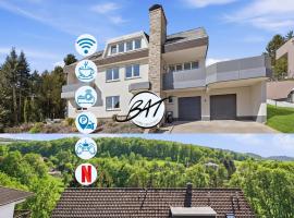 Viesnīca BAT Home Solutions Trierweiler - alles was ein Hotel nicht bietet - 5 Apartments 40 bis 120 qm für bis zu 29 Personen - 5-Raum-Apartment barrierefrei - 60 qm Balkon mit Blick bis Luxemburg - einzeln bis komplett buchbar - 3 Min zur A64 pilsētā Trierweiler