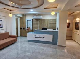 Hotel Krishna Palace: Pālanpur şehrinde bir otel