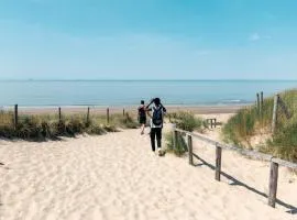 The Flying Pig Beach Hostel Age 18 to 40