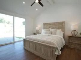 Beautiful Home with 4 bedroom, 2 bathrooms-full amenities