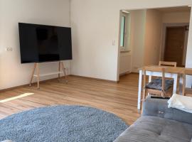 Modern Apartment 1 Graf - New!: Grafenwöhr şehrinde bir otel