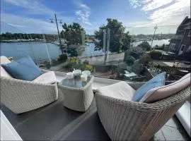 Waterside Bliss