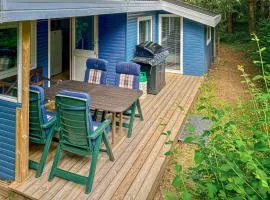 2 Bedroom Nice Home In Ebeltoft