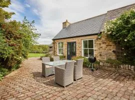 Host & Stay - The Coach House