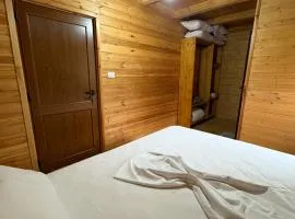 Nini Guesthouse
