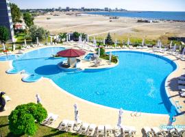 Hotel Carmen Tower - Balada, hotel em Saturn